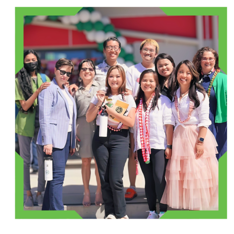 Group of ISP students smiling